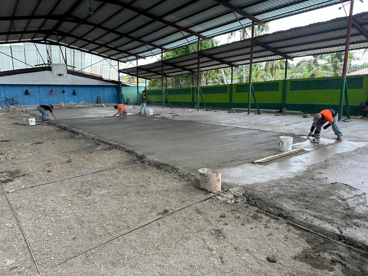 Workers pouring concrete for the Panama church and community space